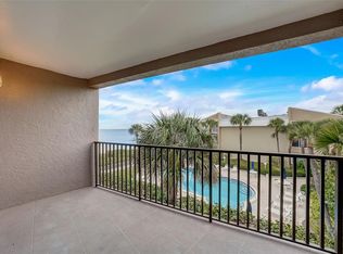 3210 Gulf Blvd APT 307, Belleair Beach, FL 33786