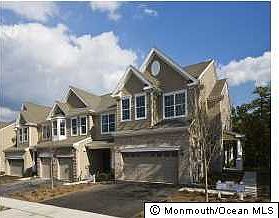 1st image of 215 Hawthorne Ln