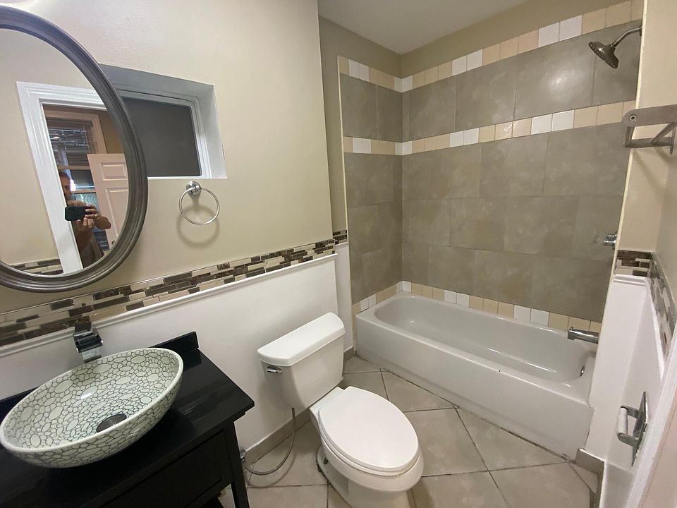 1st image of 2005 S Allport St #201