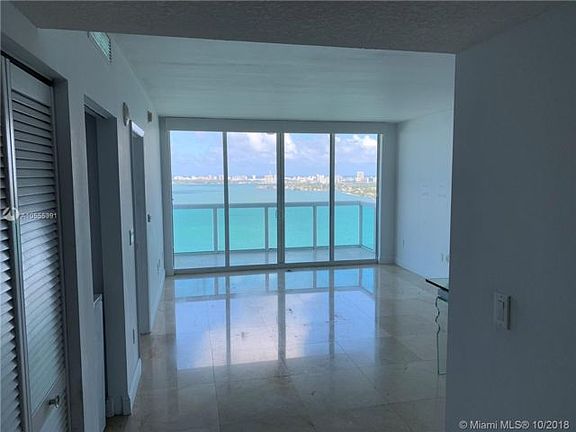 4th image of 1800 N Bayshore Dr APT 2111