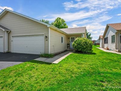 58 Silver Trl, North Aurora, IL, 60542