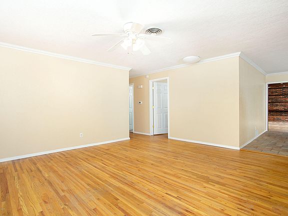 5th image of 7625 Hermosa Dr