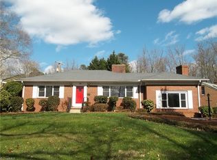 4802 Starmount Dr, Greensboro, NC 27410