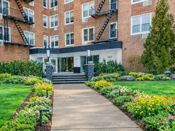 350 Richmond Terrace image 1 of 14