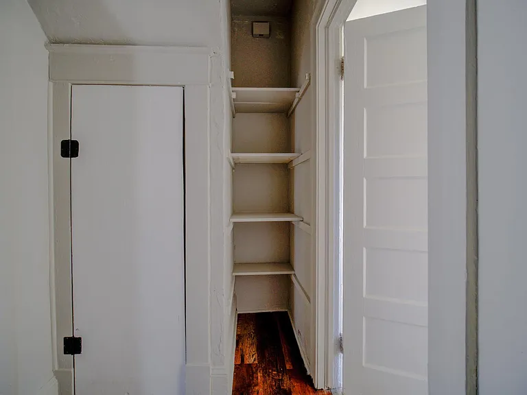 2415 Lancelot Ave — Photo 4