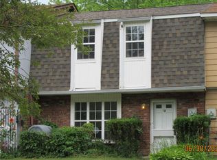 18 Black Stallion Court, Middletown, NY 10940