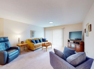 10403 Trotters Pointe Dr APT 103, Louisville, KY 40241