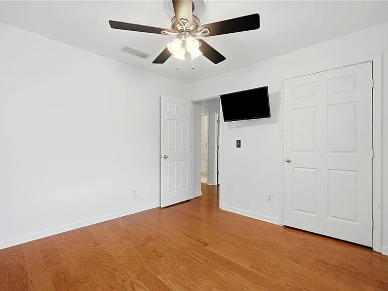 513 Stepney Ct SE — Photo 27