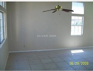 5th image of 1327 Royal Creek Ct