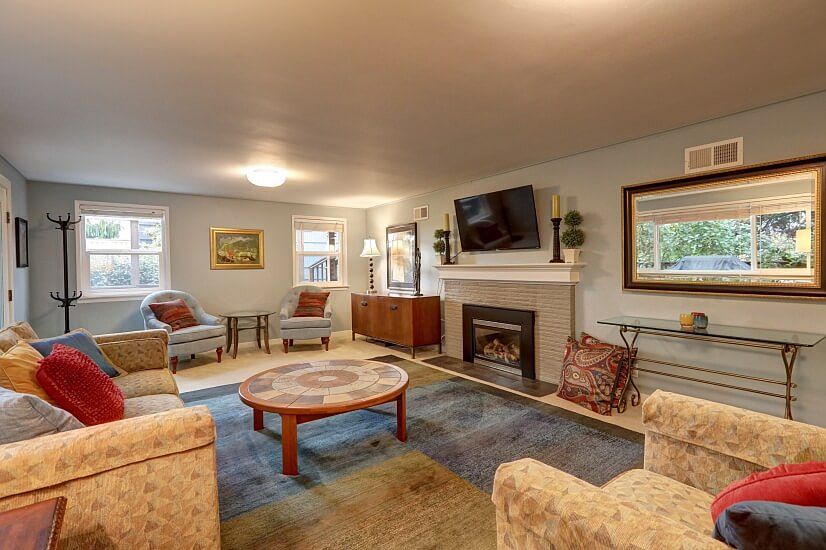 Seattle Furnished Rental in Magnolia
