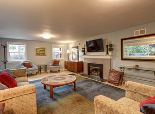 2454 36th Ave W #2, Seattle, WA 98199