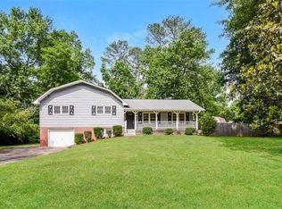 6581 Windsor Dr, Acworth, GA 30102