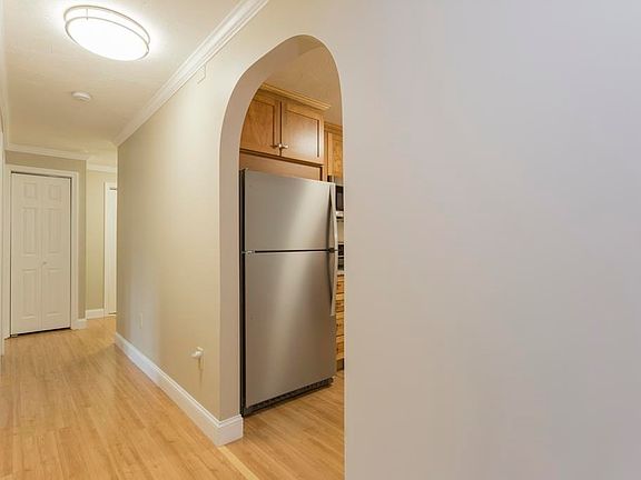 5th image of 8 Northbrook Dr Unit 809