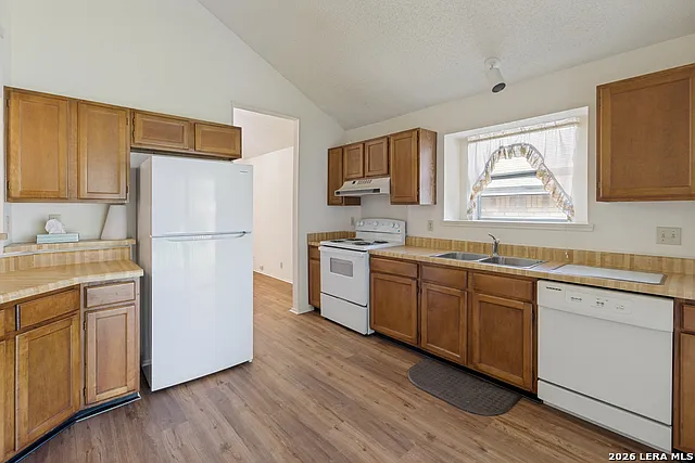7803 Forest Rnch — Photo 11