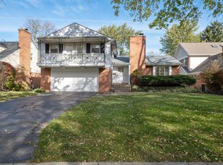 2532 Greenleaf Ave, Wilmette, IL