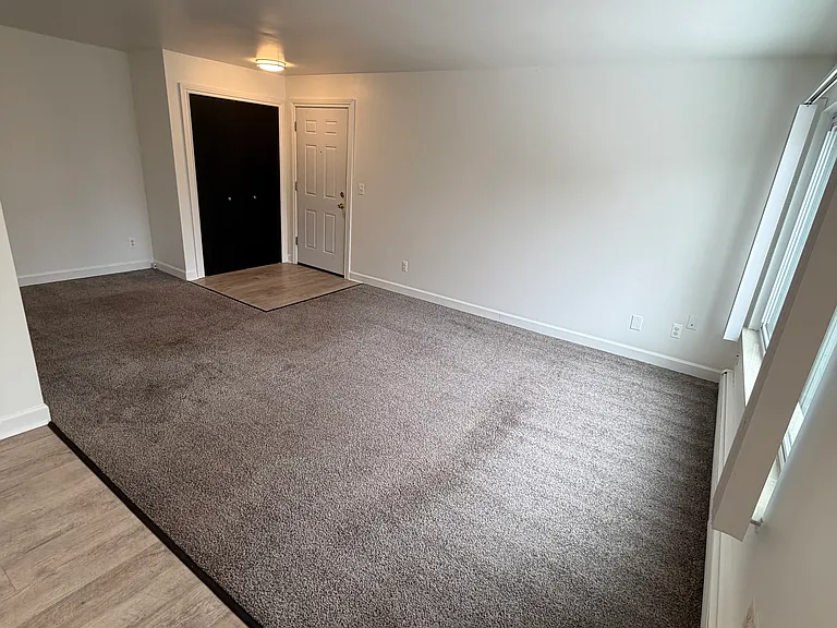384 W Drahner Rd #C12 — Photo 4