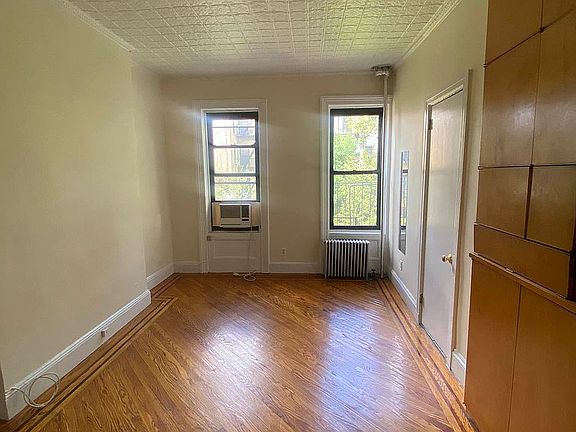 5th image of 453 W 50th St #3C