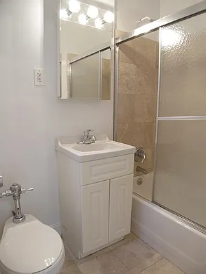 Rented by Vickers Realty | media 8