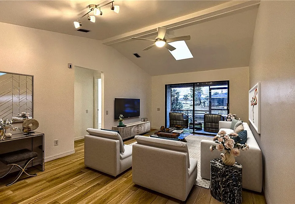 804 Mohawk Pkwy #103