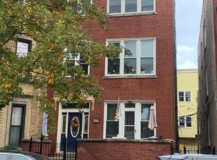 905 N Campbell Ave, Chicago, IL 60622