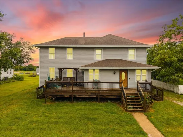 701 Mount St, Polo, MO 64671