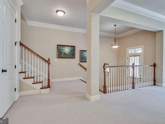 5th image of 141 Staddlebridge Ave