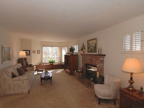 Casually Elegant ... Warm and Inviting