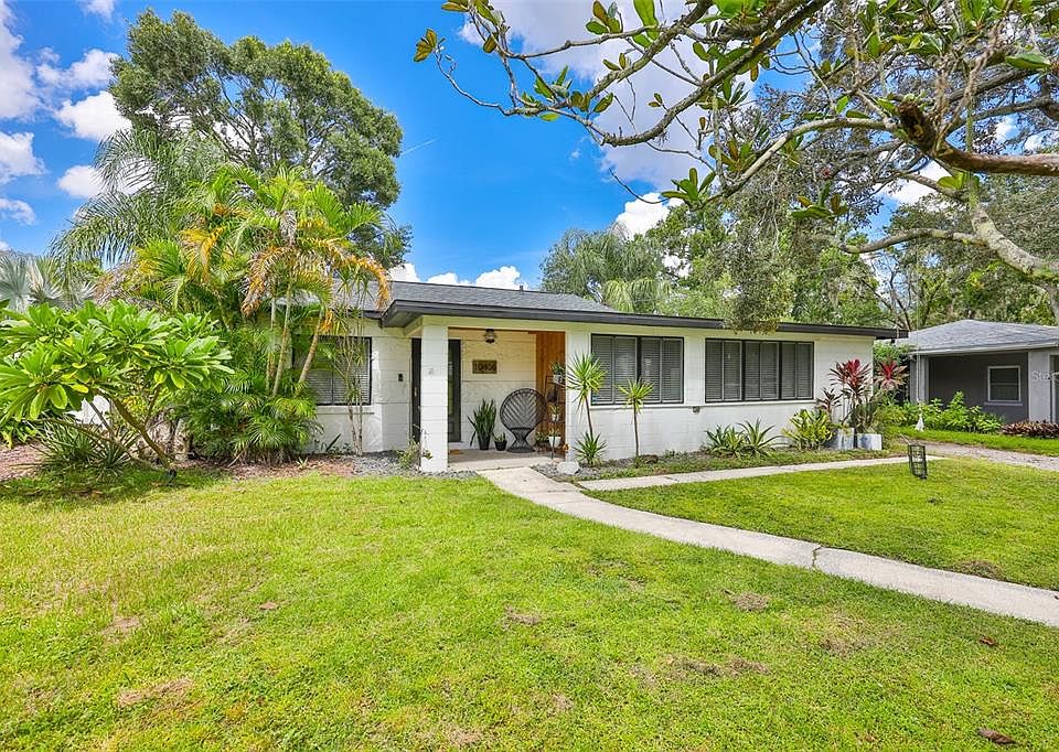 1st image of 10406 Cliff Cir