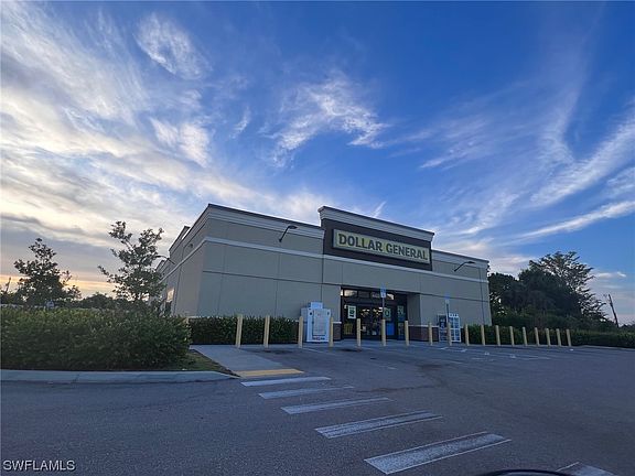 5th image of 4413 Chiquita Blvd S