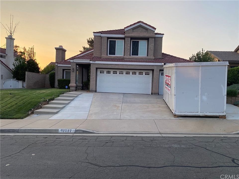1st image of 12087 Lasselle St
