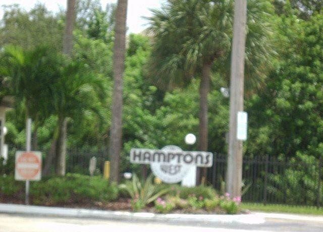 2nd image of 1365 Hampton Blvd