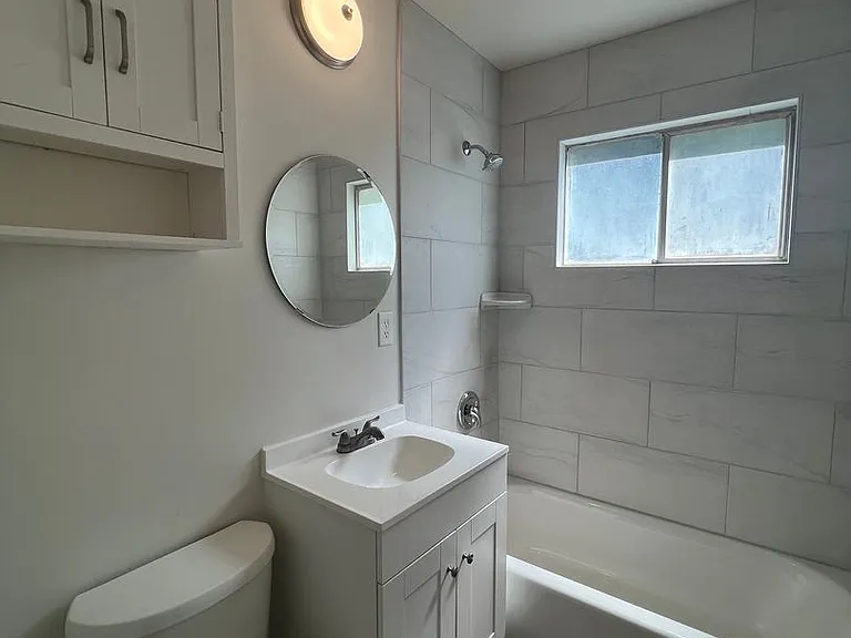 Washington Ave 512 — Photo 13
