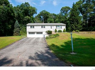 67 Woods Grove Rd, Shelton, CT 06484