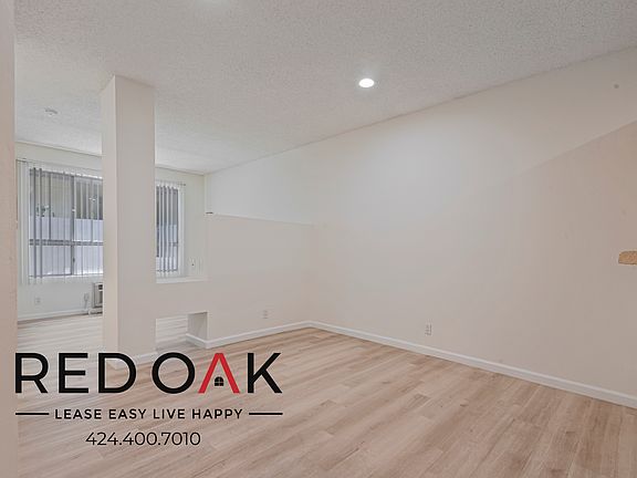 2nd image of 11225 Morrison St #307
