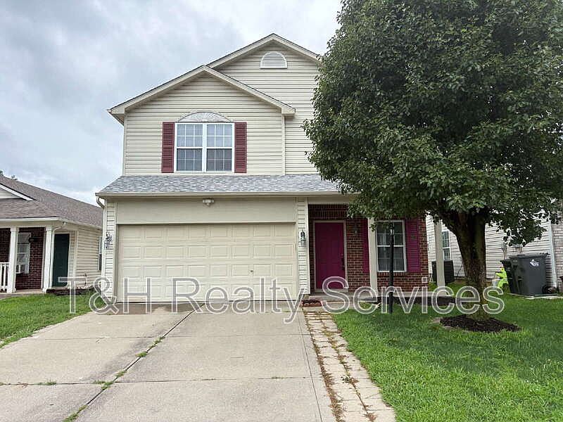 1st image of 8116 Lake Tree Ln