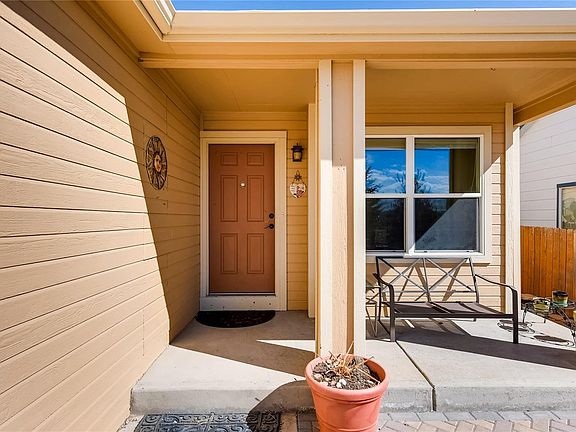 3rd image of 2387 Jeanette Way