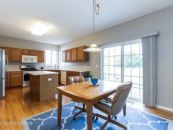 3rd image of 13082 W Yorkshire Ln