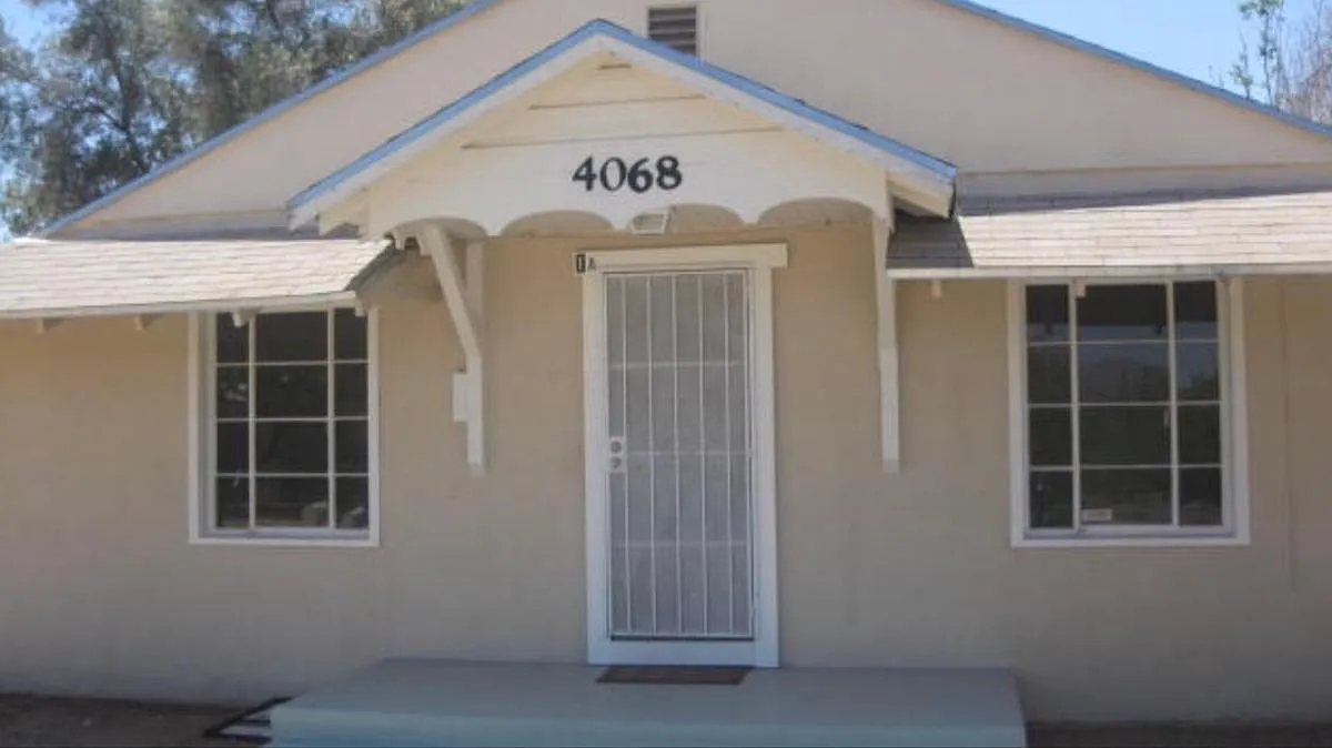4068 E Monte Vista Drive — Photo 1