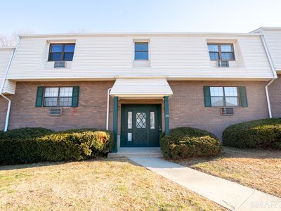 38 Enid St APT B, Bridgeport, CT, 06606