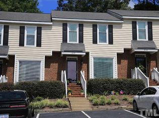 6121 Highcastle Ct, Raleigh, NC 27613