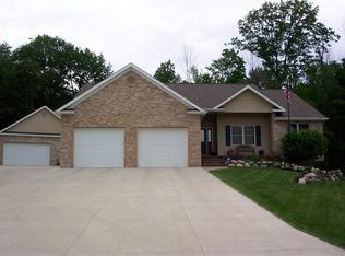5300 Misty Oaks Trl, Swartz Creek, MI 48473