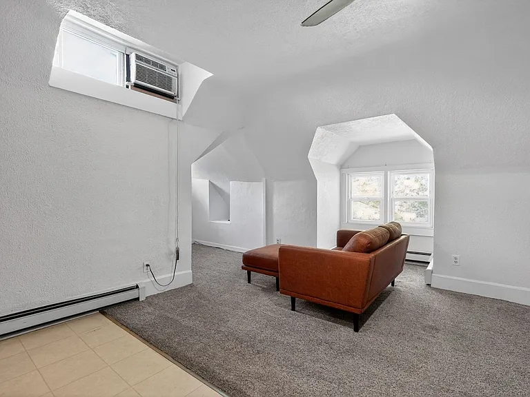 2101 E 16th Ave #3 — Photo 12