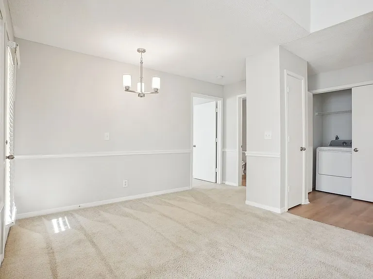 Cambridge Park Apartments — Photo 132