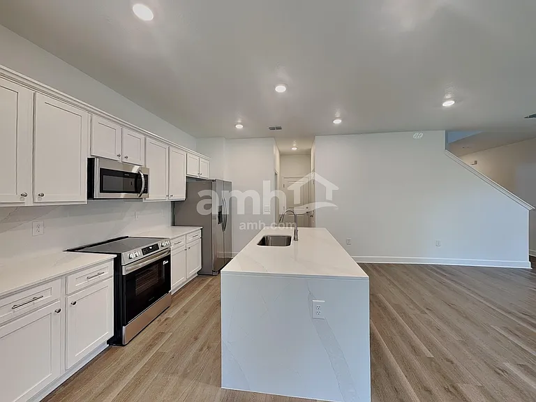 16508 Cheyanne Ct — Photo 3