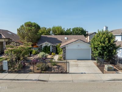 2062 E Nugent St, Lancaster, CA, 93535
