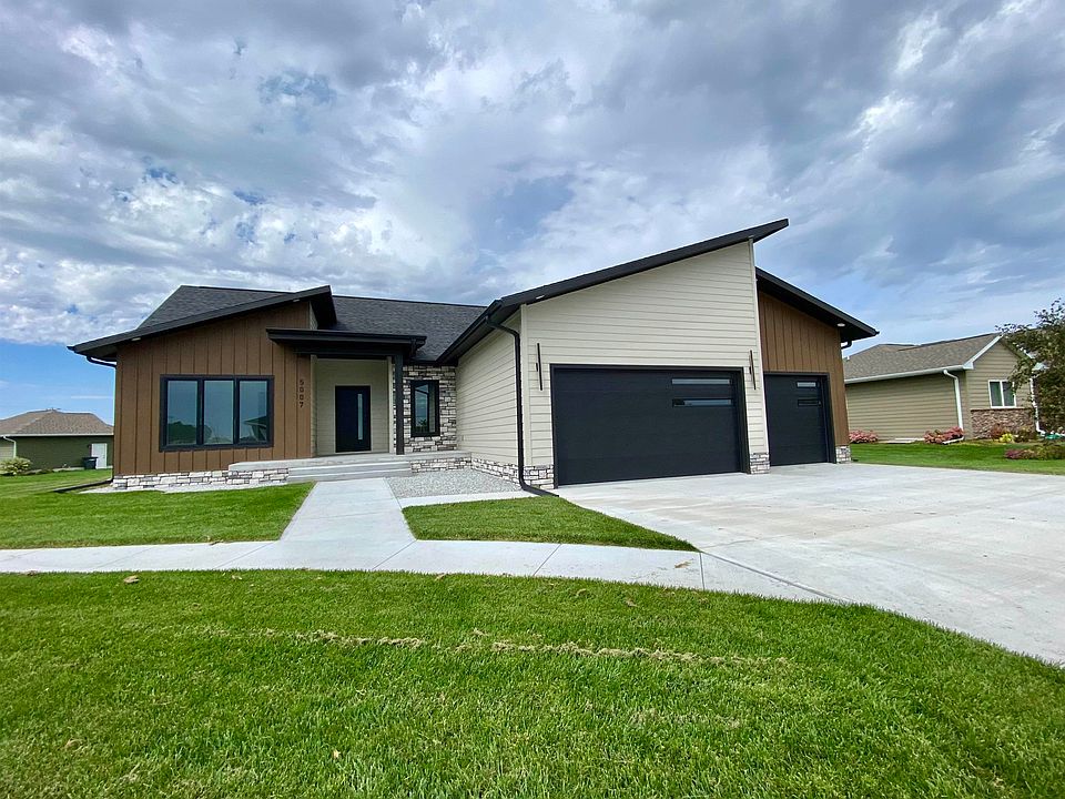 1st image of 5007 Jordan Way