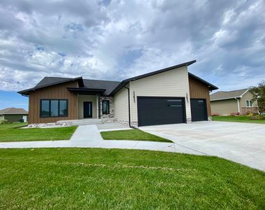 5007 Jordan Way, Hastings, NE, 68901