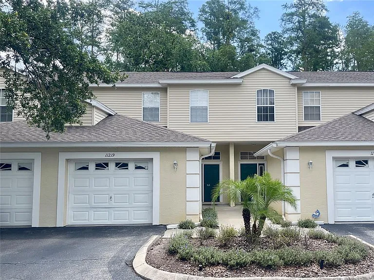 11219 Cedar Hollow Ln — Photo 26