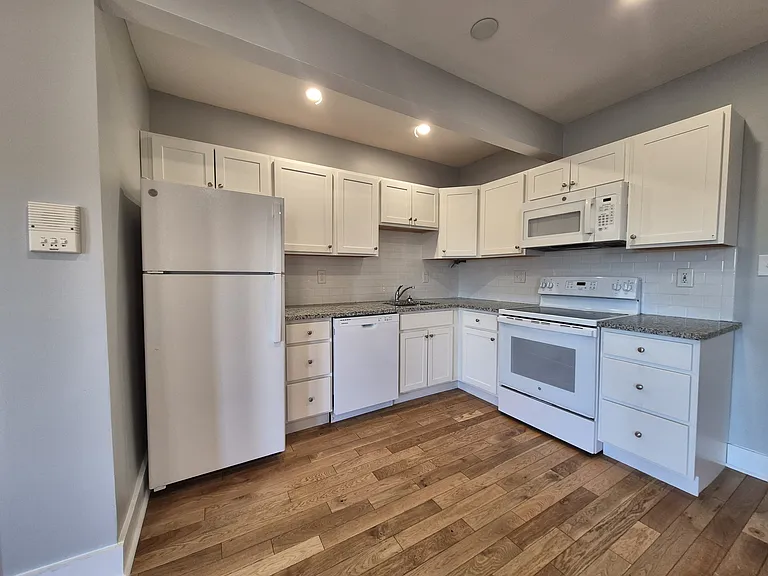 Squirrel HIll Properties — Photo 81