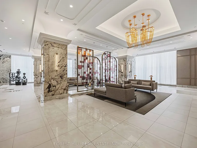 10 Inn On The Park Dr #Penthouse 3 — Photo 4